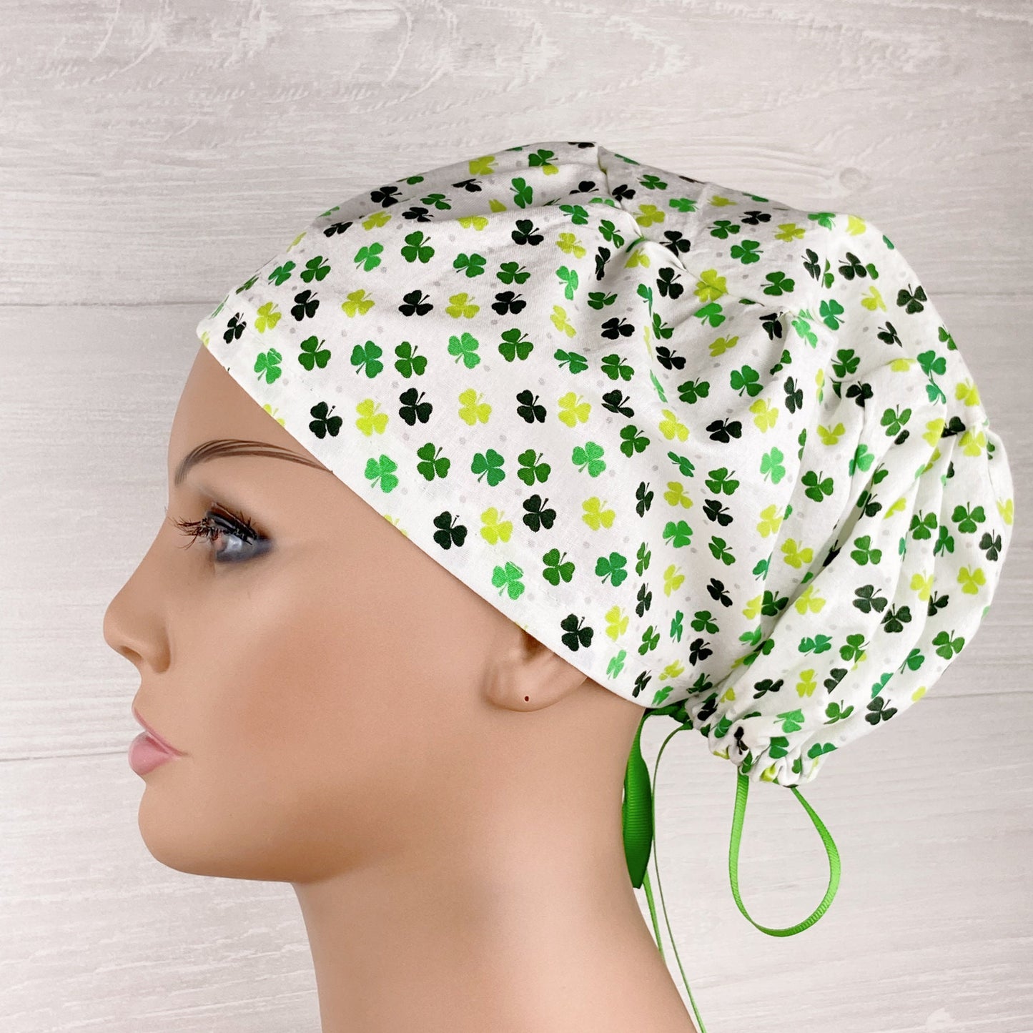Tiny Clovers on White Women's Tieback Hat