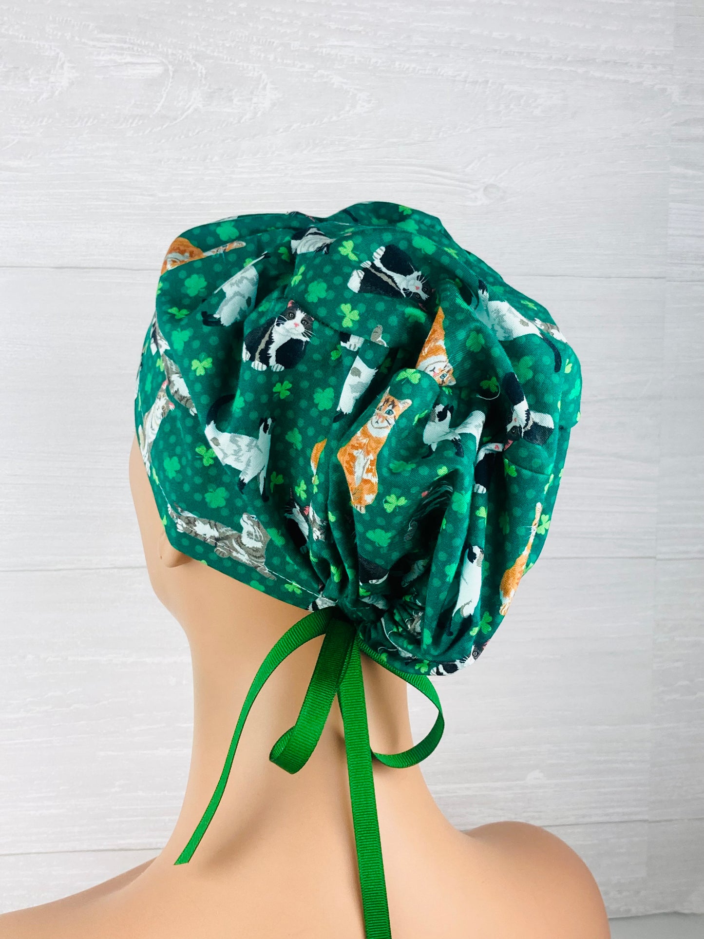 St Patricks's Day Cats and Clovers Women's Tieback Hat